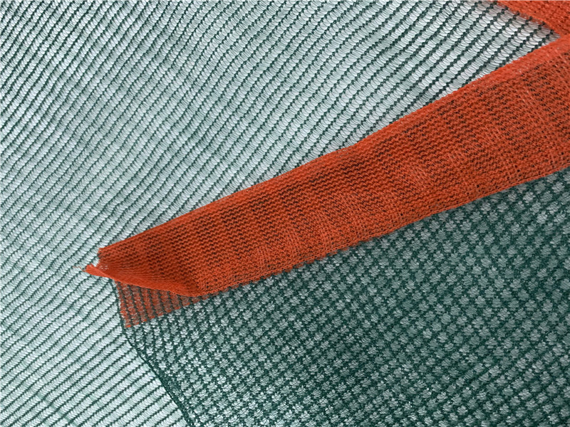 Rete mono triangolo verde oliva 100 g/m²