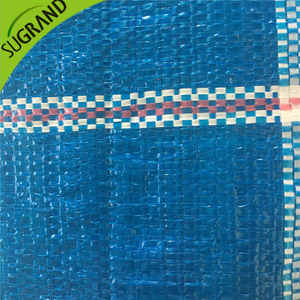 Coprisuolo bianco/blu/rosso 100gsm per giardini