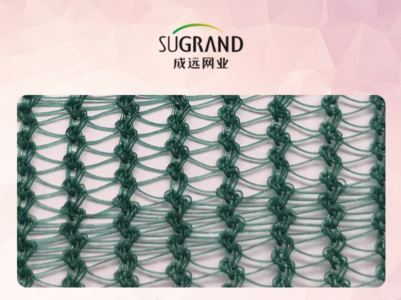 Rete per la raccolta delle olive verdi a triangolo del frutteto