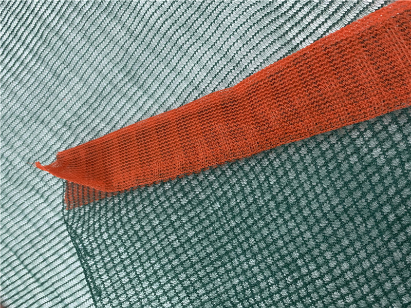 Rete mono triangolo verde oliva 100 g/m²