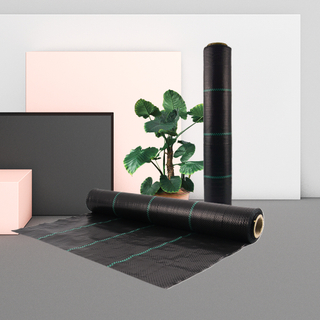 Copertura terrestre per branco di fabbrica di alimentazione a terra black.